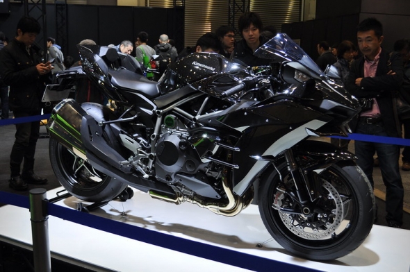 kawasakih2.jpg