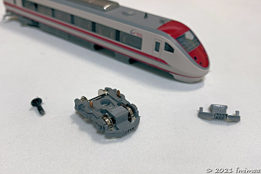 681系2000番台 スノーラビットエクスプレスの入線整備 その2 681系2000番台 スノーラビットエクスプレスの入線整備 その2