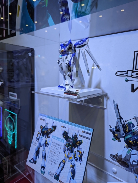 METAL ROBOT魂 Hi-νガンダムの参考出品 全日本模型ホビーショー2022 0210