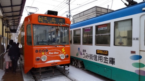 函館市電８００９号車