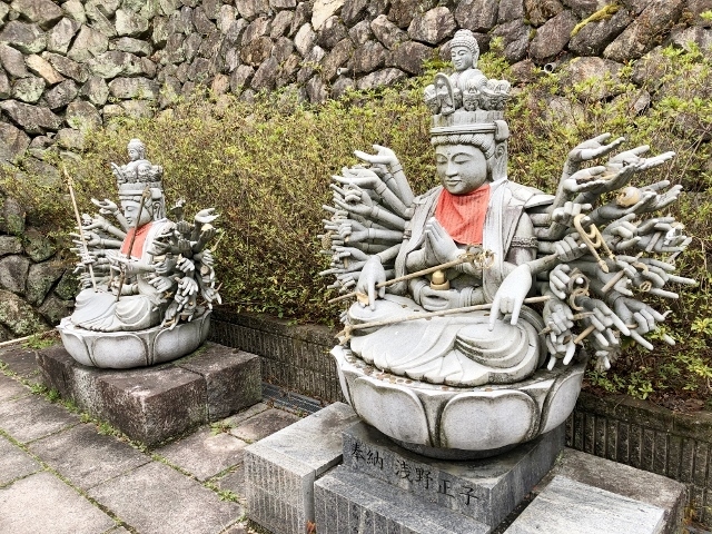 南法華寺　千手観音の石像