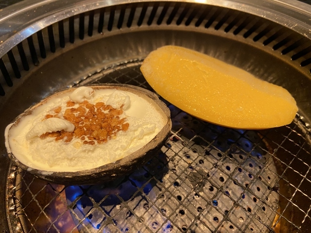 瑞苑 デザートを焼く