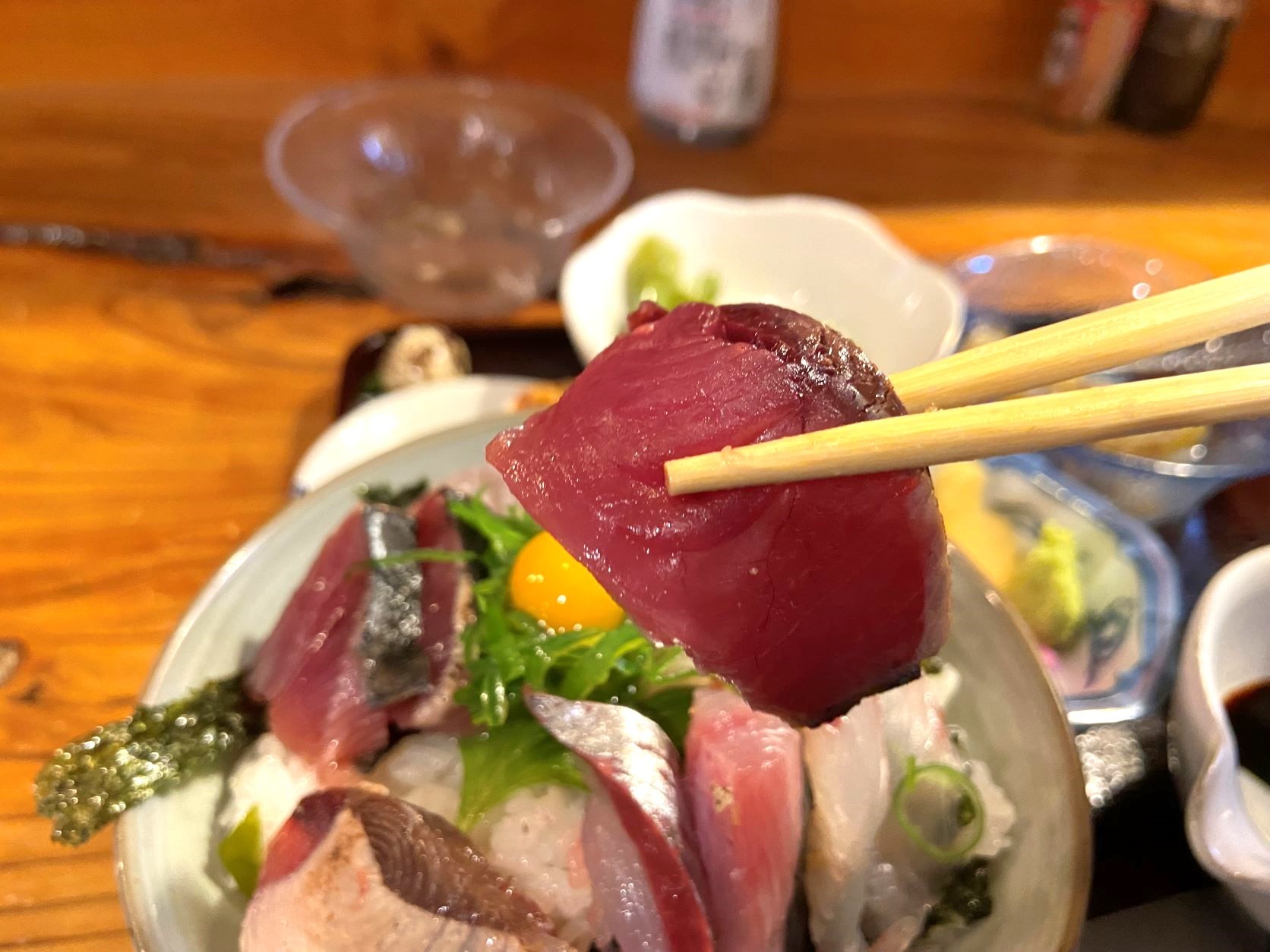 ひと晴れ　SPランチ　海鮮丼　カツオ