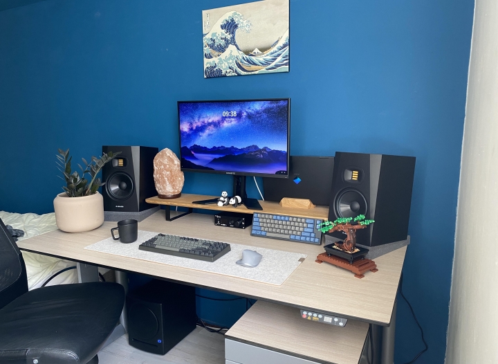 Show_Your_PC_Desk_Part260_04.jpg