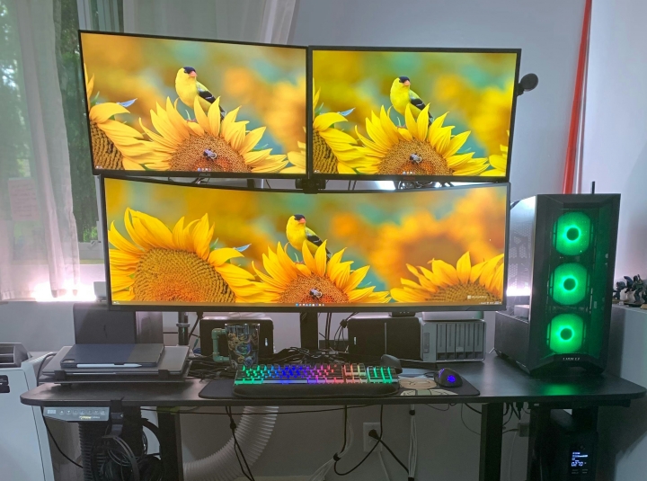 Show_Your_PC_Desk_Part267_63.jpg